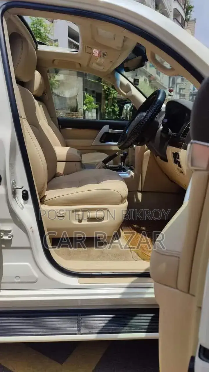 Toyota Land Cruiser 4.5 V8 VXR 2016 Pearl