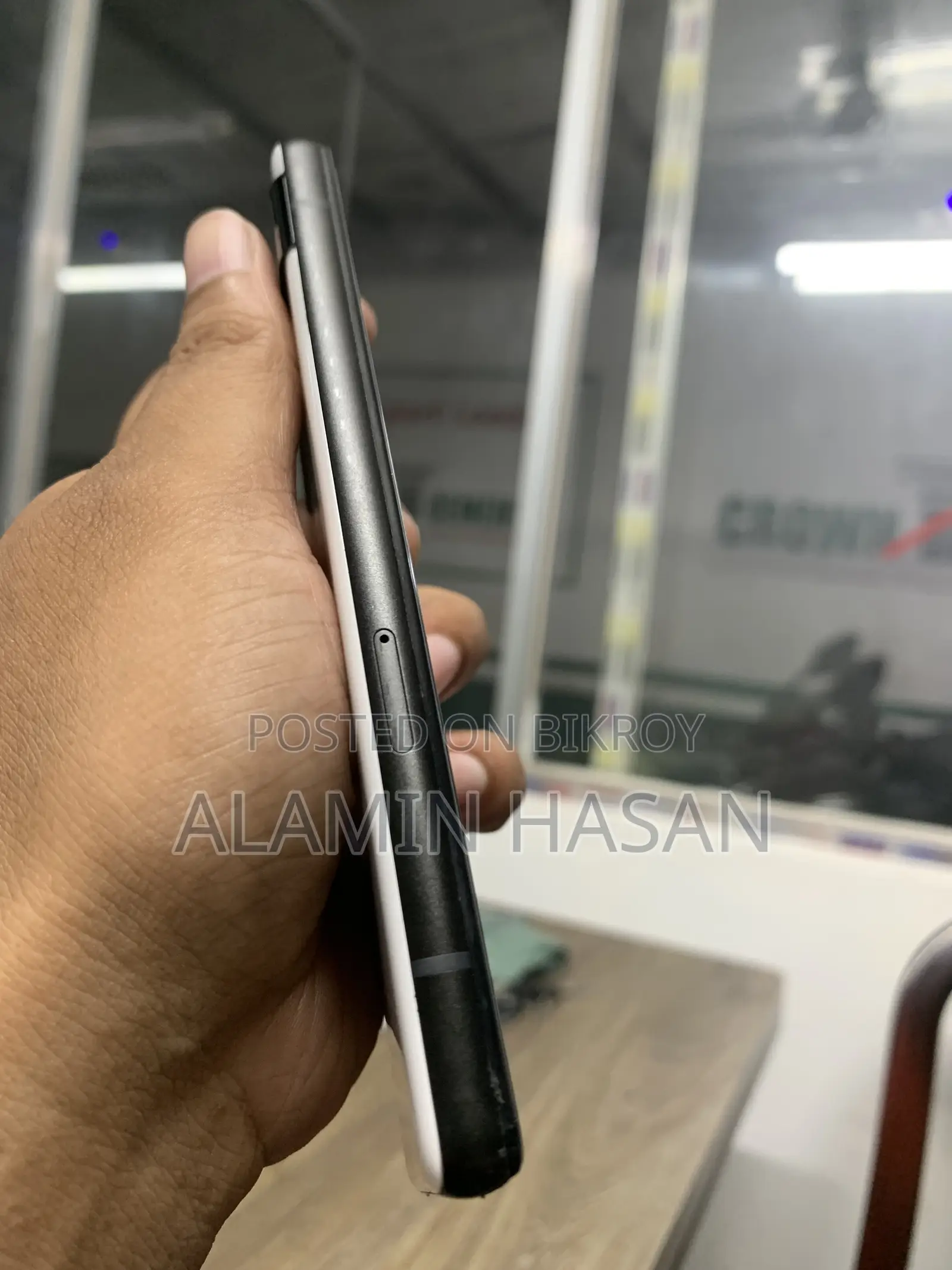 Google Pixel 6a 128 GB White