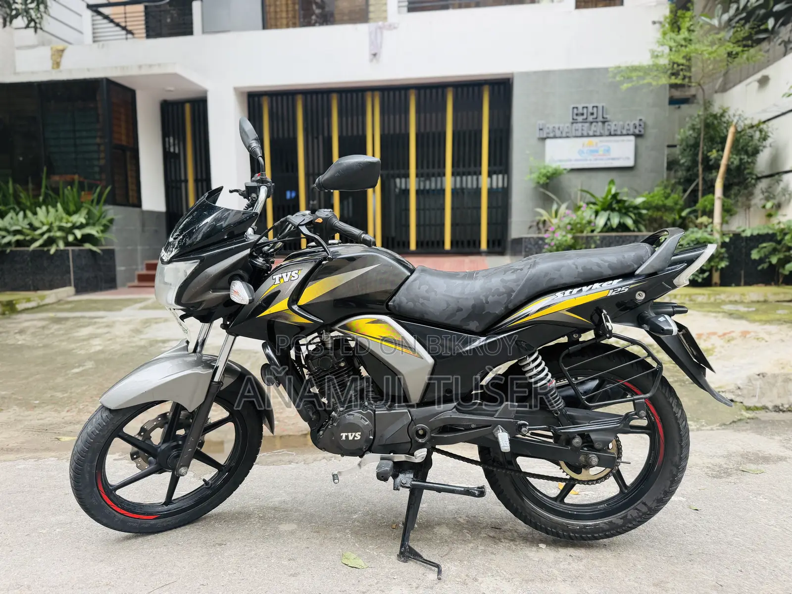 TVS Stryker 125 2025 Black