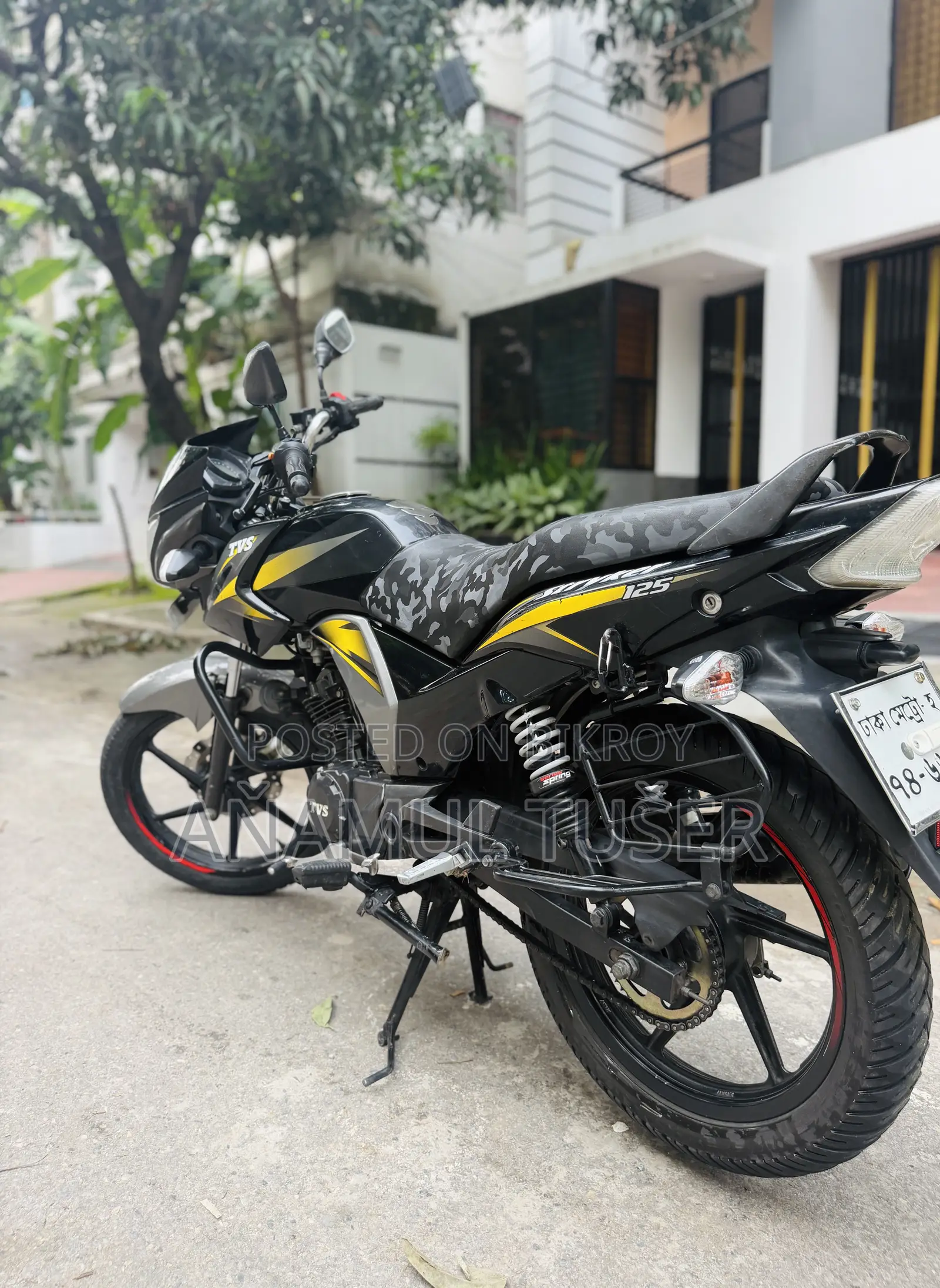 TVS Stryker 125 2025 Black