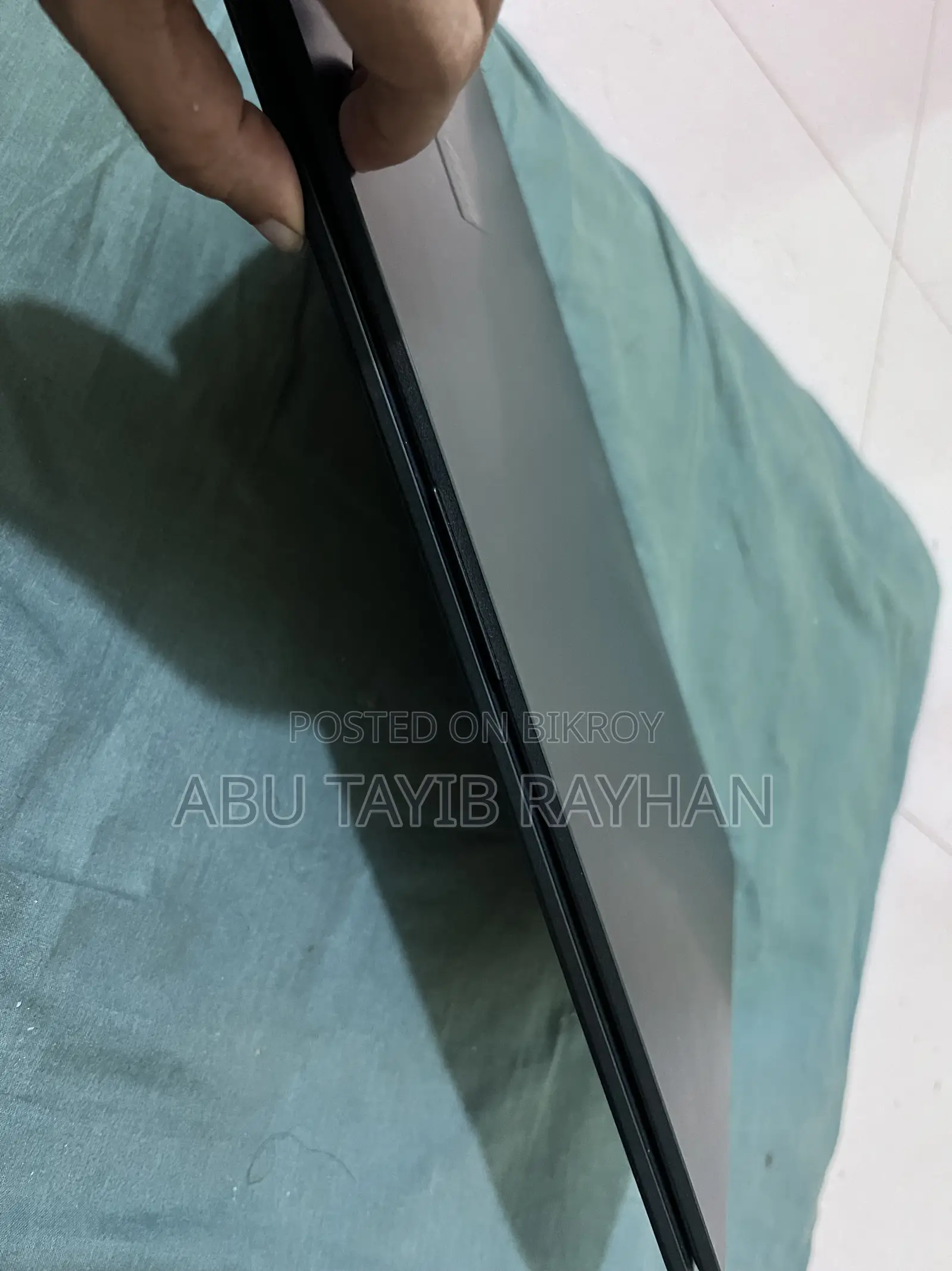 Laptop Asus VivoBook X540SA 8GB Intel Core I3 HDD+SSD 1T