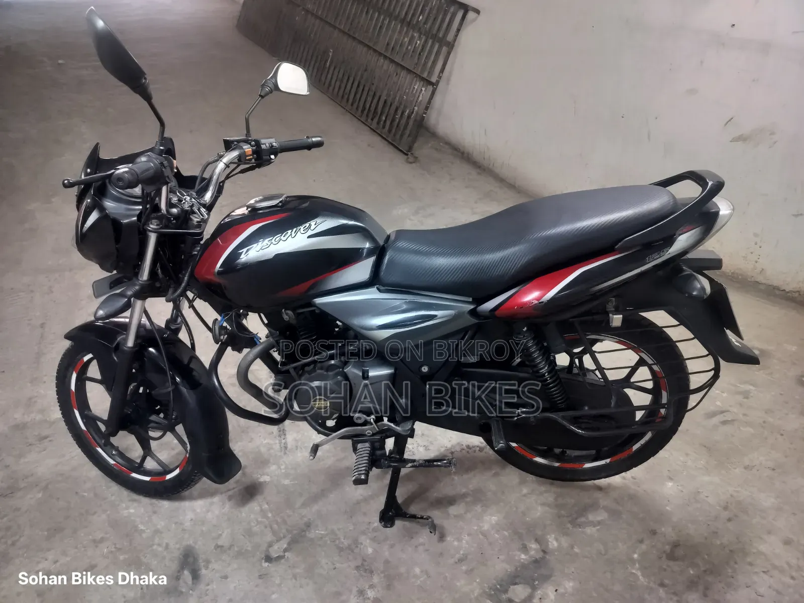 Bajaj Discover 125 2018 Black