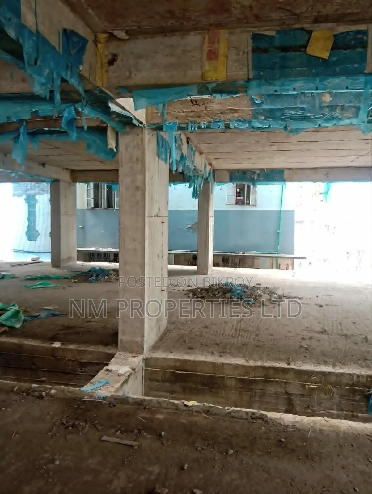 মিরপুরে বিক্রির জন্য ফার্নিশড ৪ বেডরুমের অ্যাপার্টমেন্ট