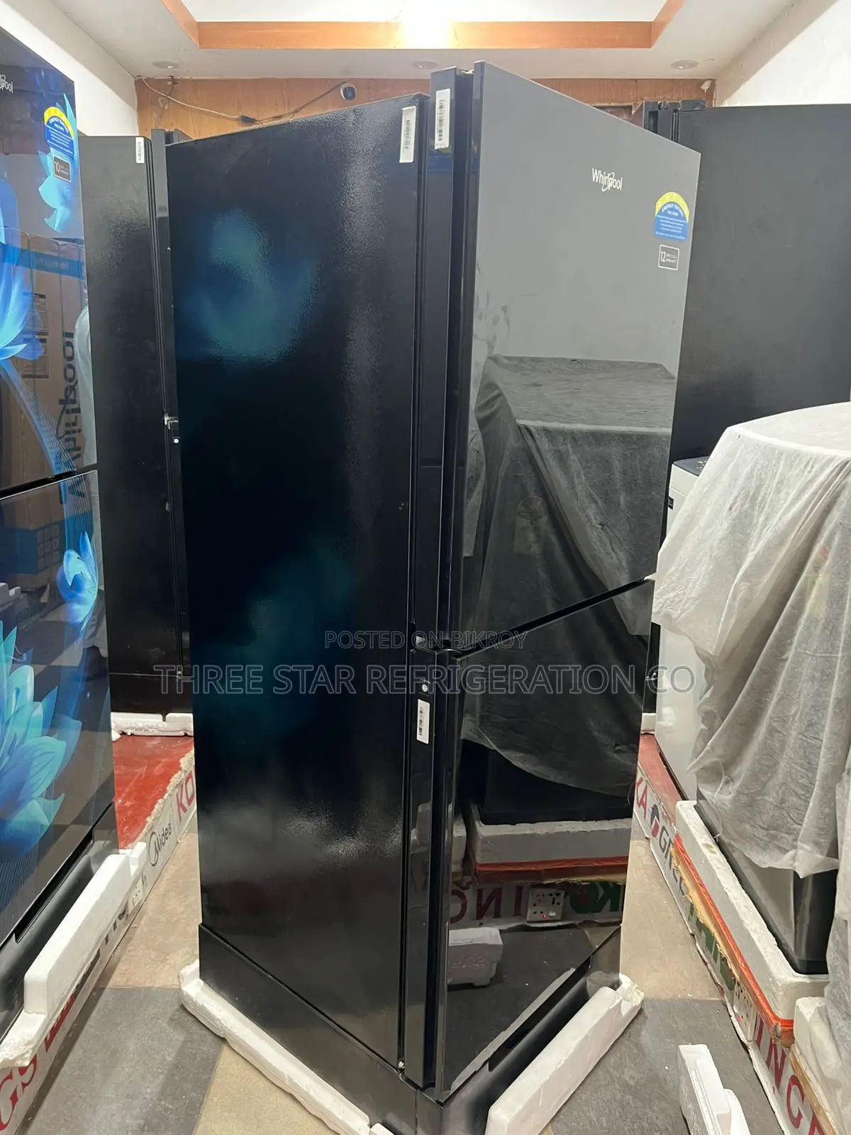 ফ্রেশ ম্যাজিক প্রো ২৩৬লিটার জিডি ক্রিস্টাল ব্ল্যাক