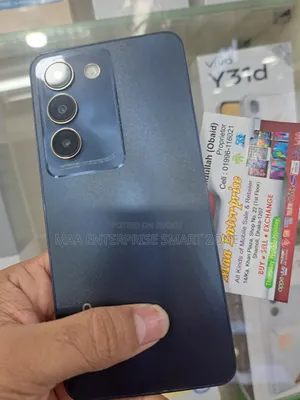 Vivo Y200e 128 GB Black