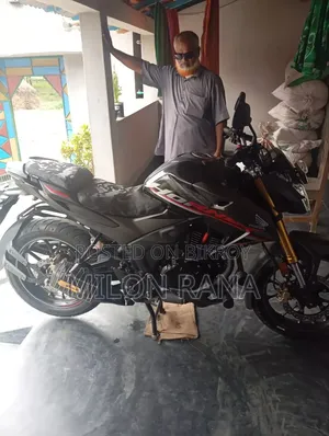 Honda Hornet 2025
