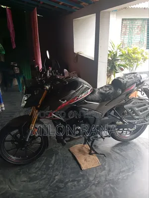 Honda Hornet 2025