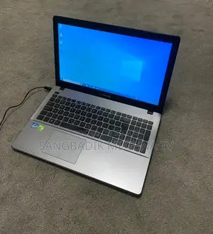 Laptop Asus 3GB Intel SSD 256GB