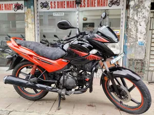 Hero Glamour 2020 Black