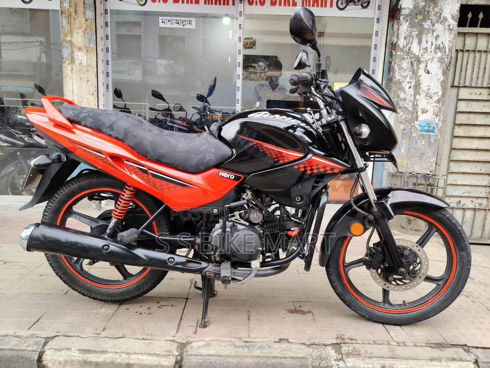 Hero Glamour 2020 Black
