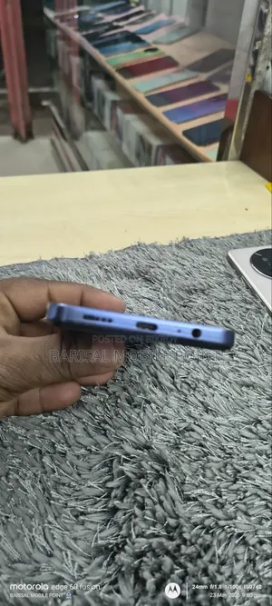 Vivo Y29 128 GB Blue