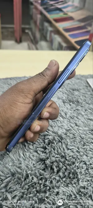 Vivo Y29 128 GB Blue