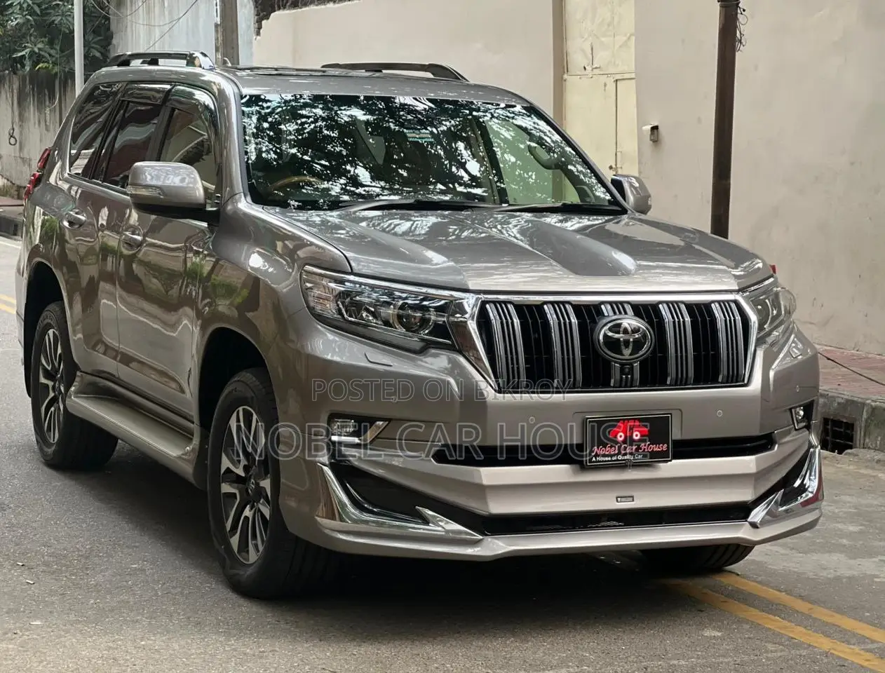 Toyota Land Cruiser Prado 2021 Gray