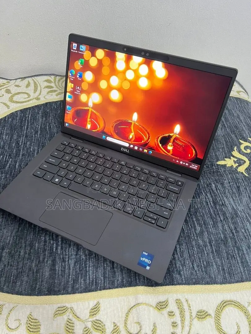 Laptop Dell 3GB Intel SSD 256GB