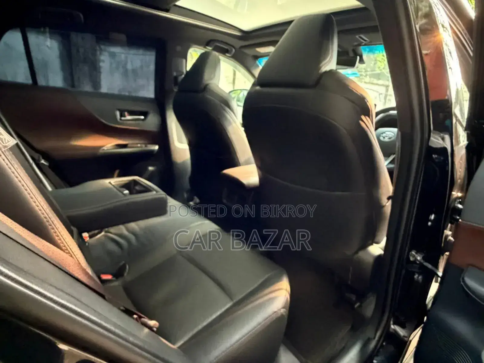 Toyota Harrier 2.0 2020 Black