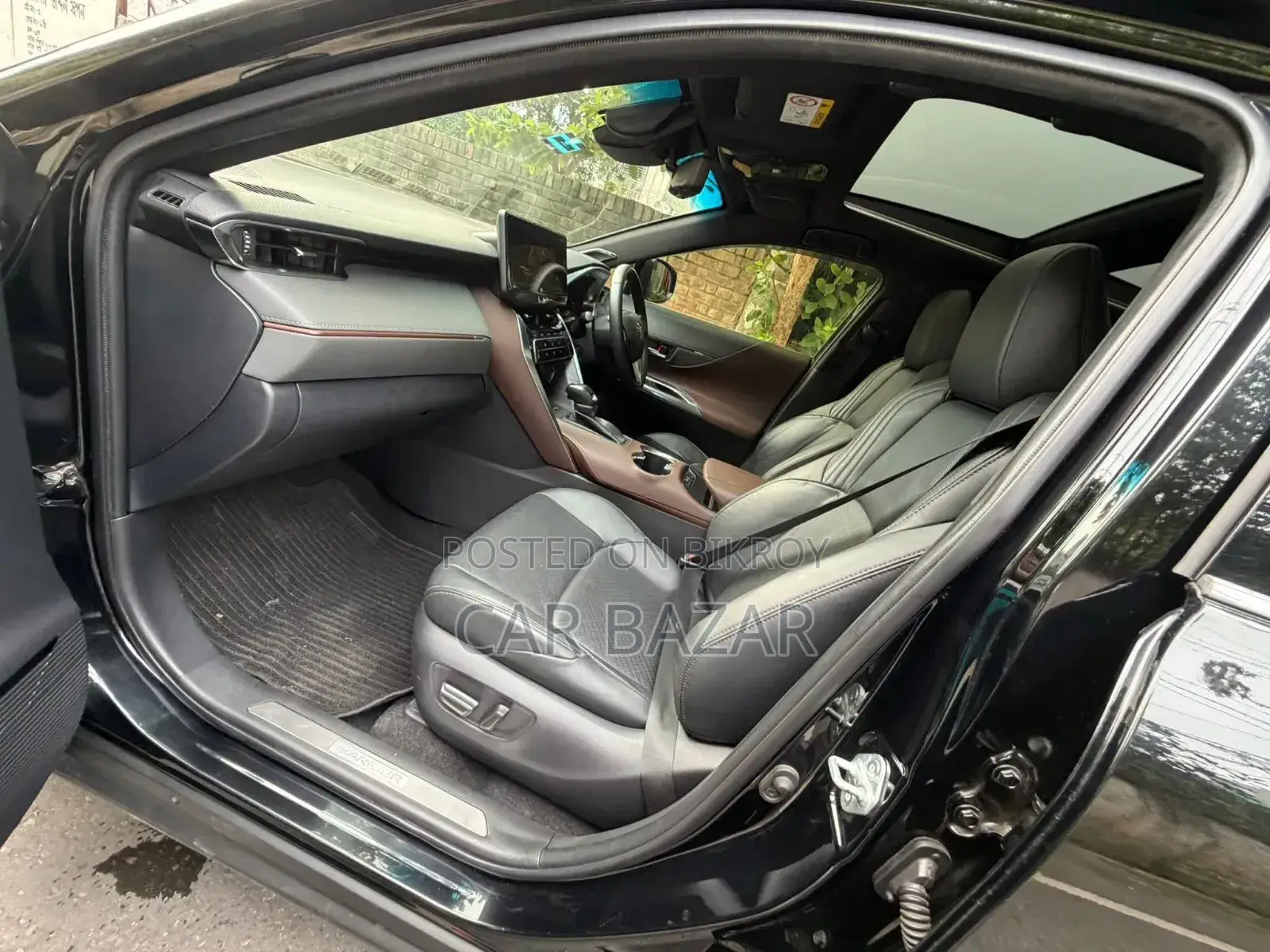 Toyota Harrier 2.0 2020 Black