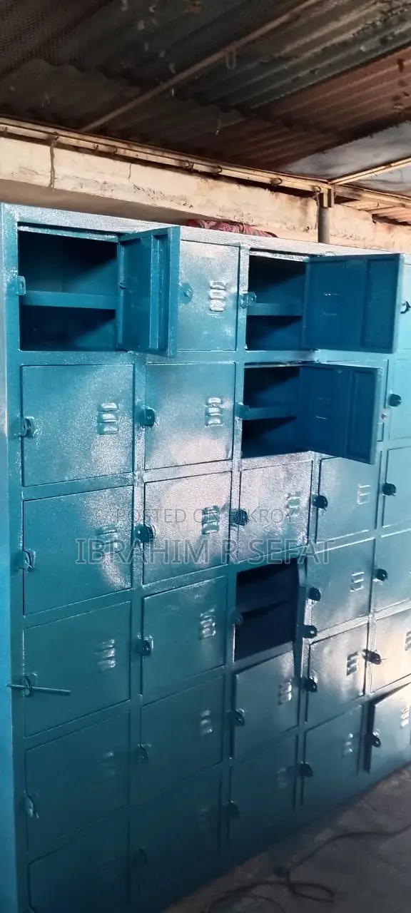 স্টিল লকার ৩০/৪২