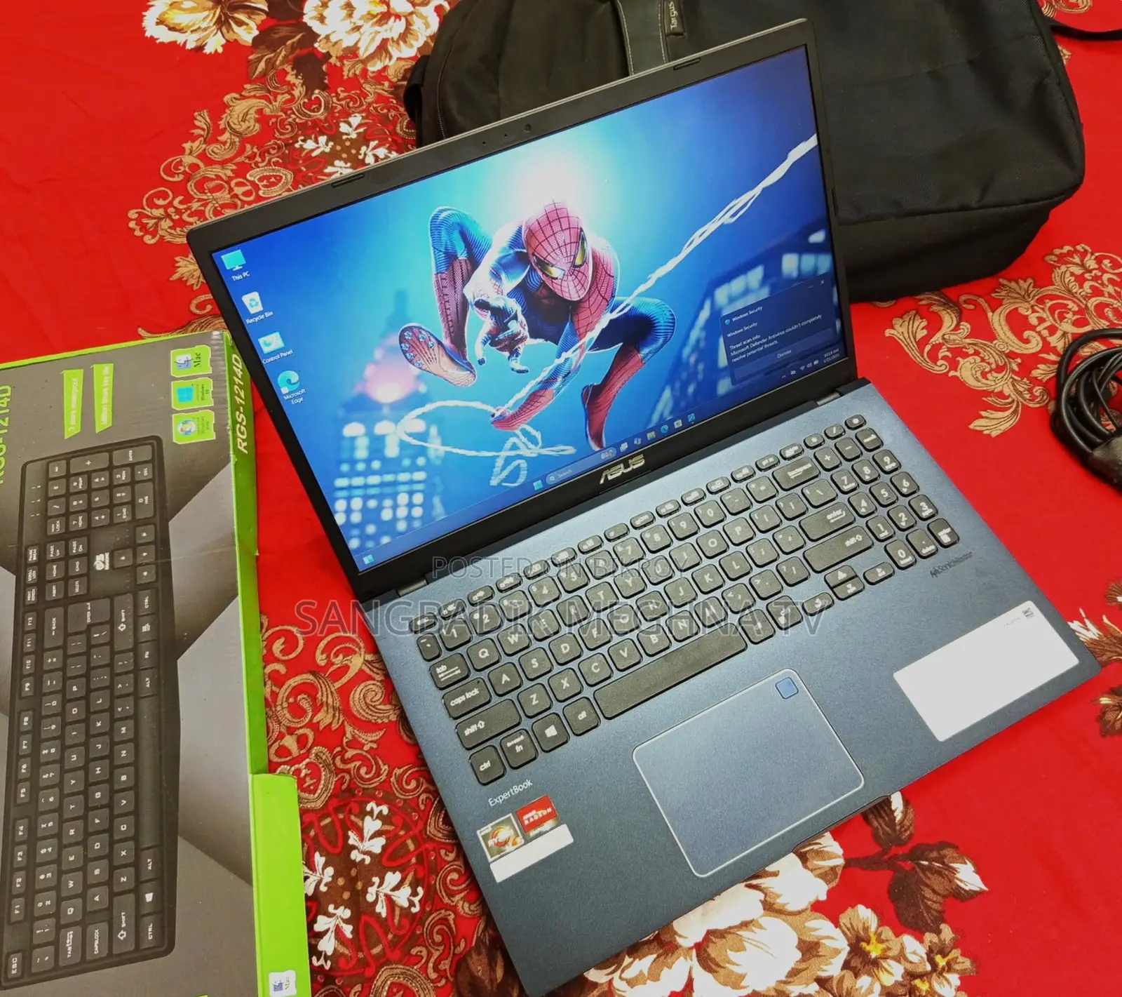 Laptop Asus 4GB Intel SSD 500GB