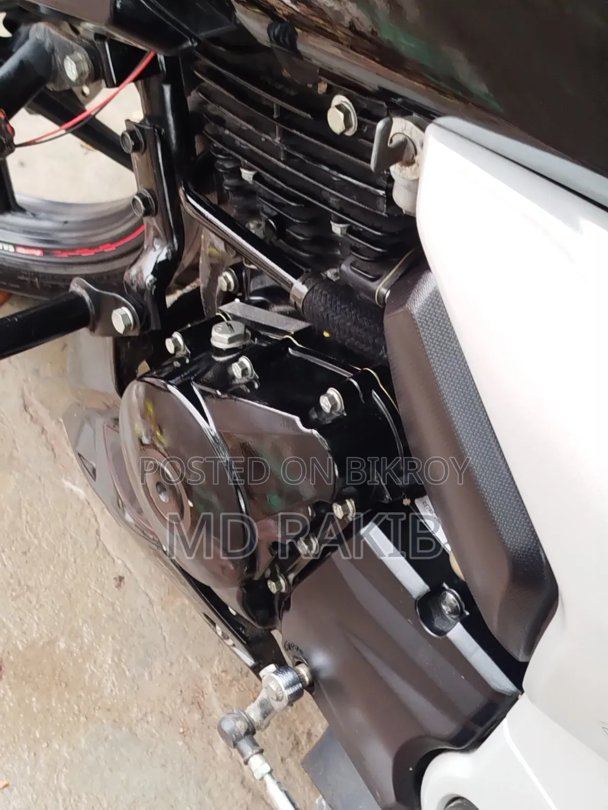 TVS Apache RTR 160 4V 2025 Black
