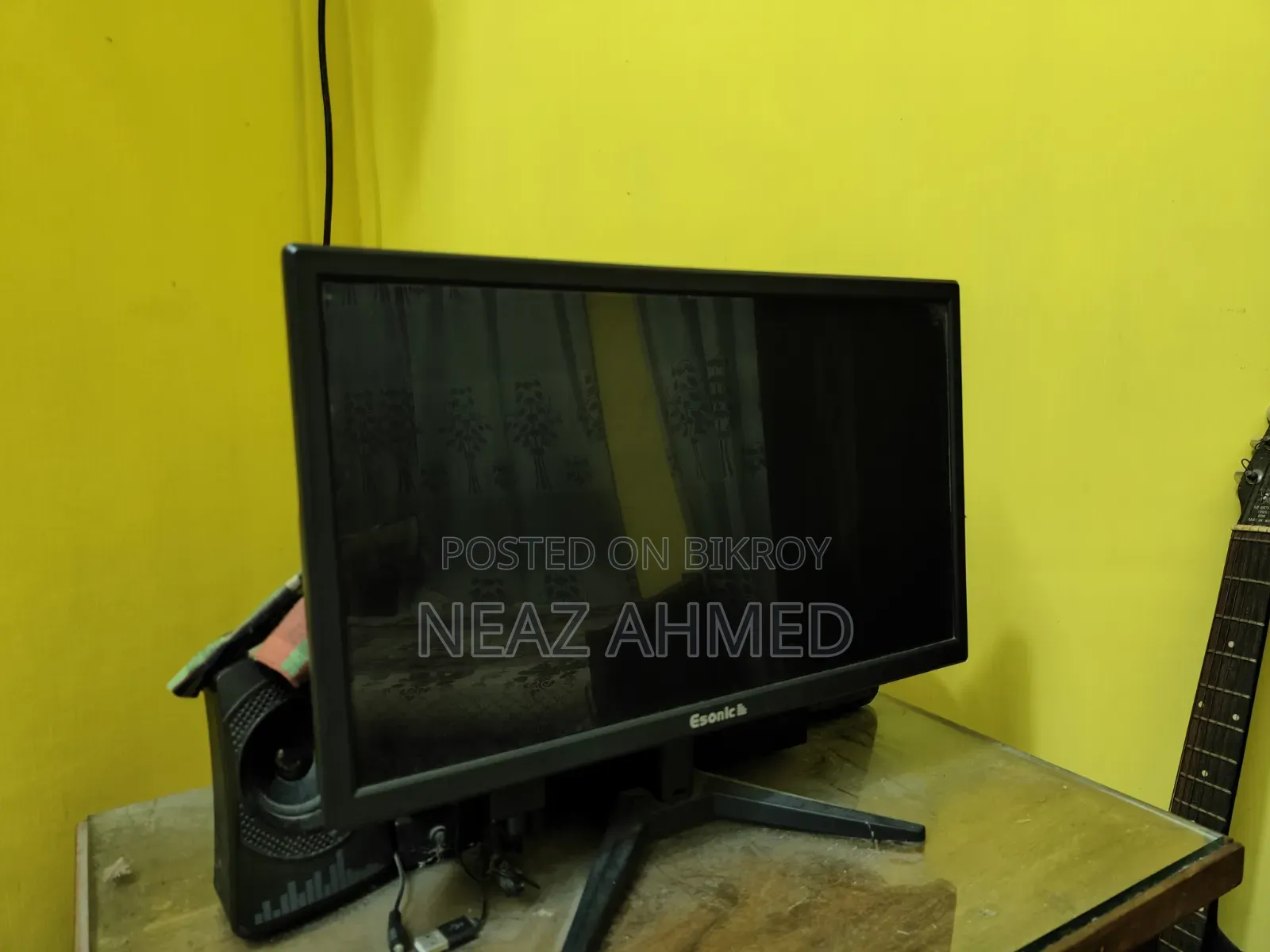 Esonic 19" Inch Monitor