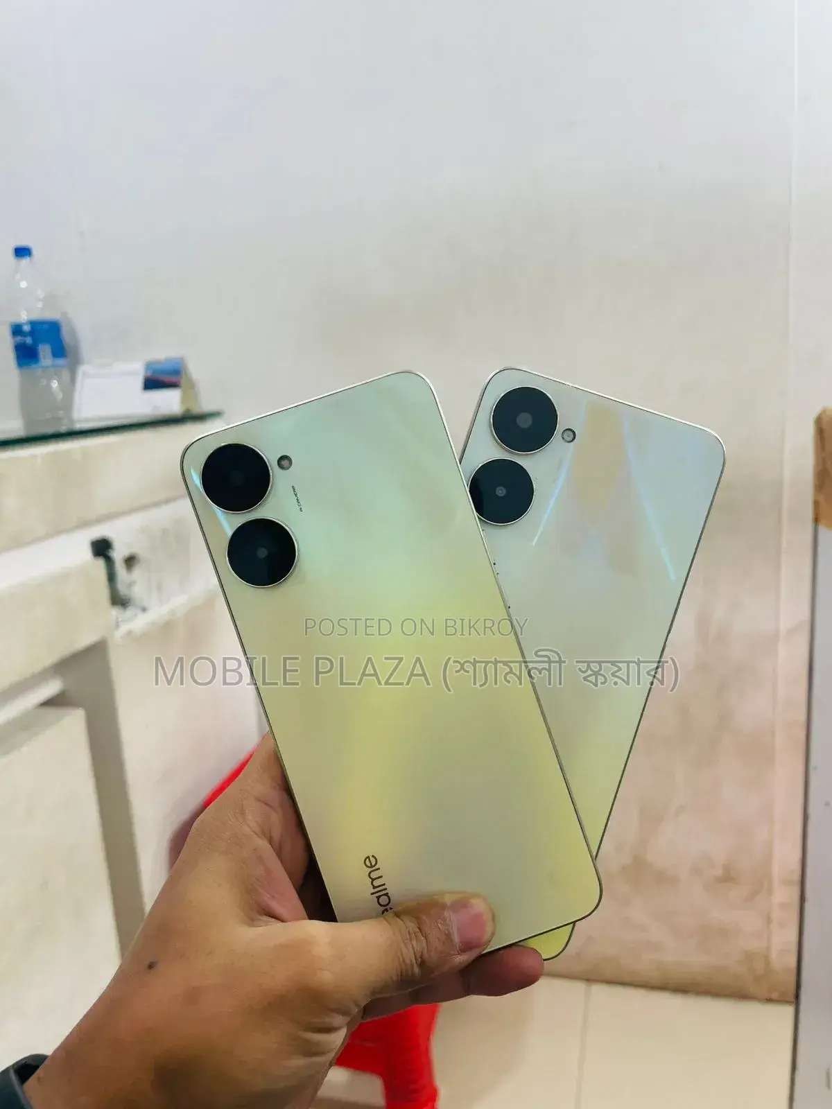 New Realme V30 128 GB Black