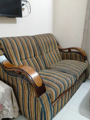 3 Set Sofa With Tea Table