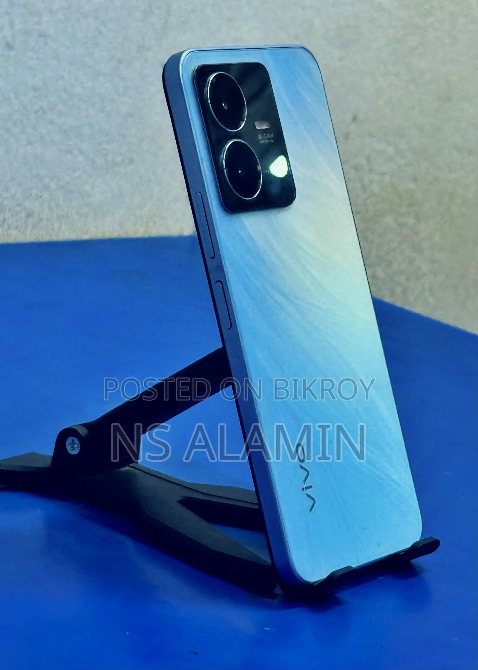 Vivo Y22s 128 GB Blue