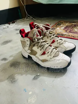 একদম নতুন এর মত বেসিদিন পরা হয় নাই