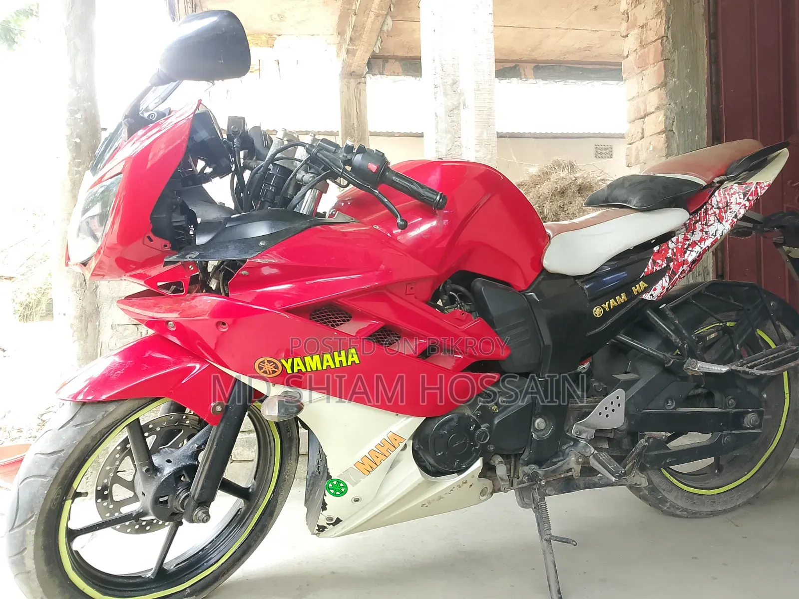 Yamaha FZ 2016 Red