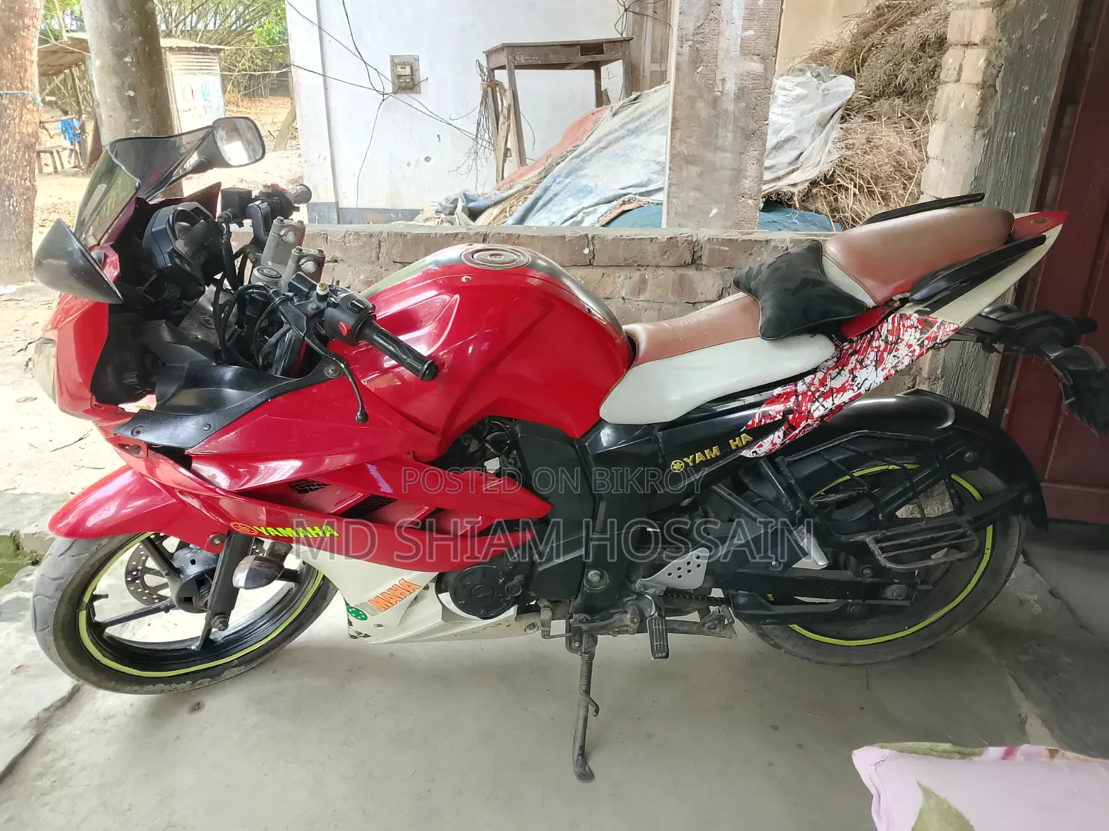 Yamaha FZ 2016 Red