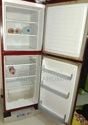 ফ্রিজ বিক্রয় হবে