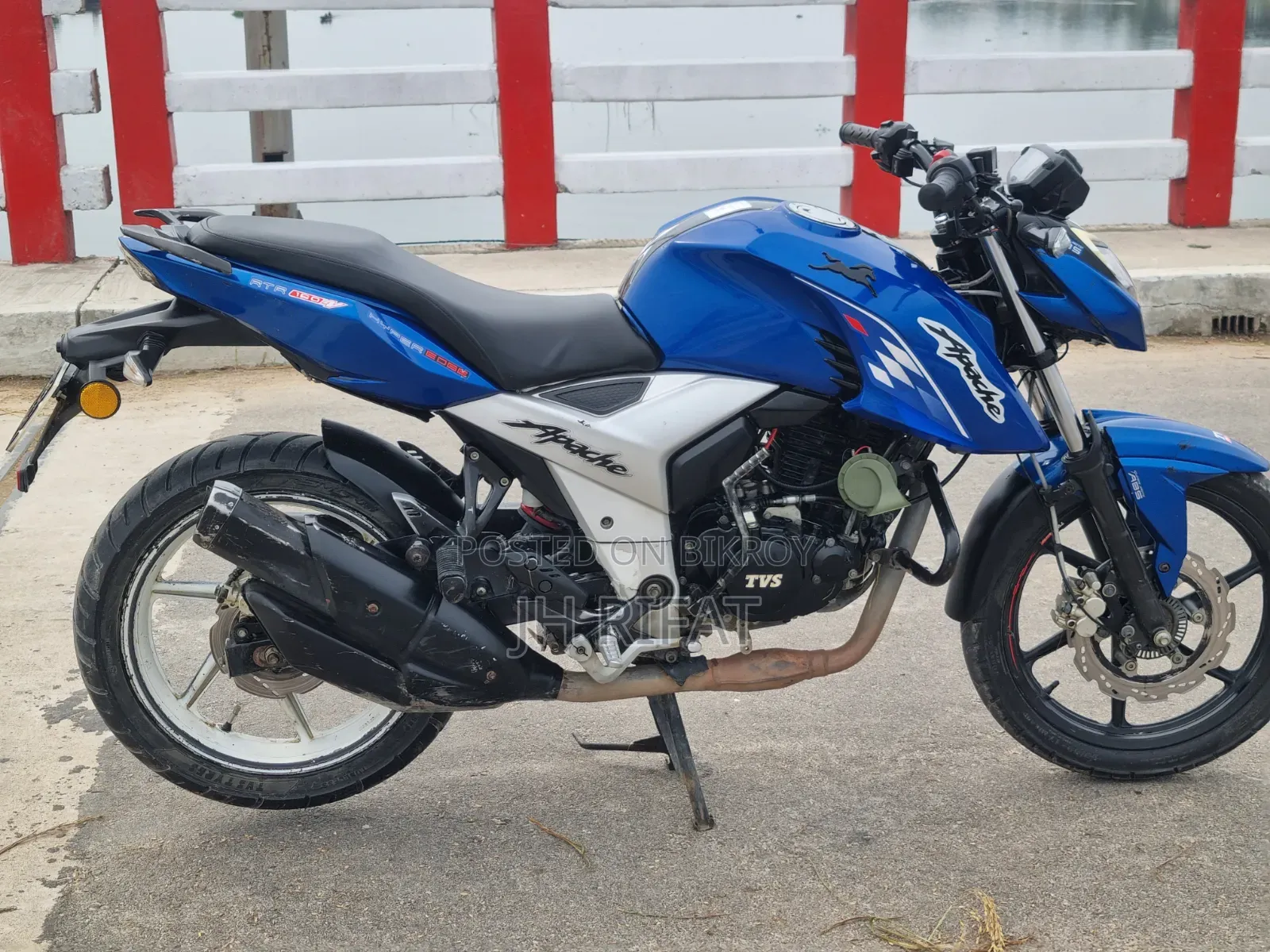 TVS Apache RTR 160 4V 2022 Blue