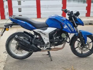 TVS Apache RTR 160 4V 2022 Blue