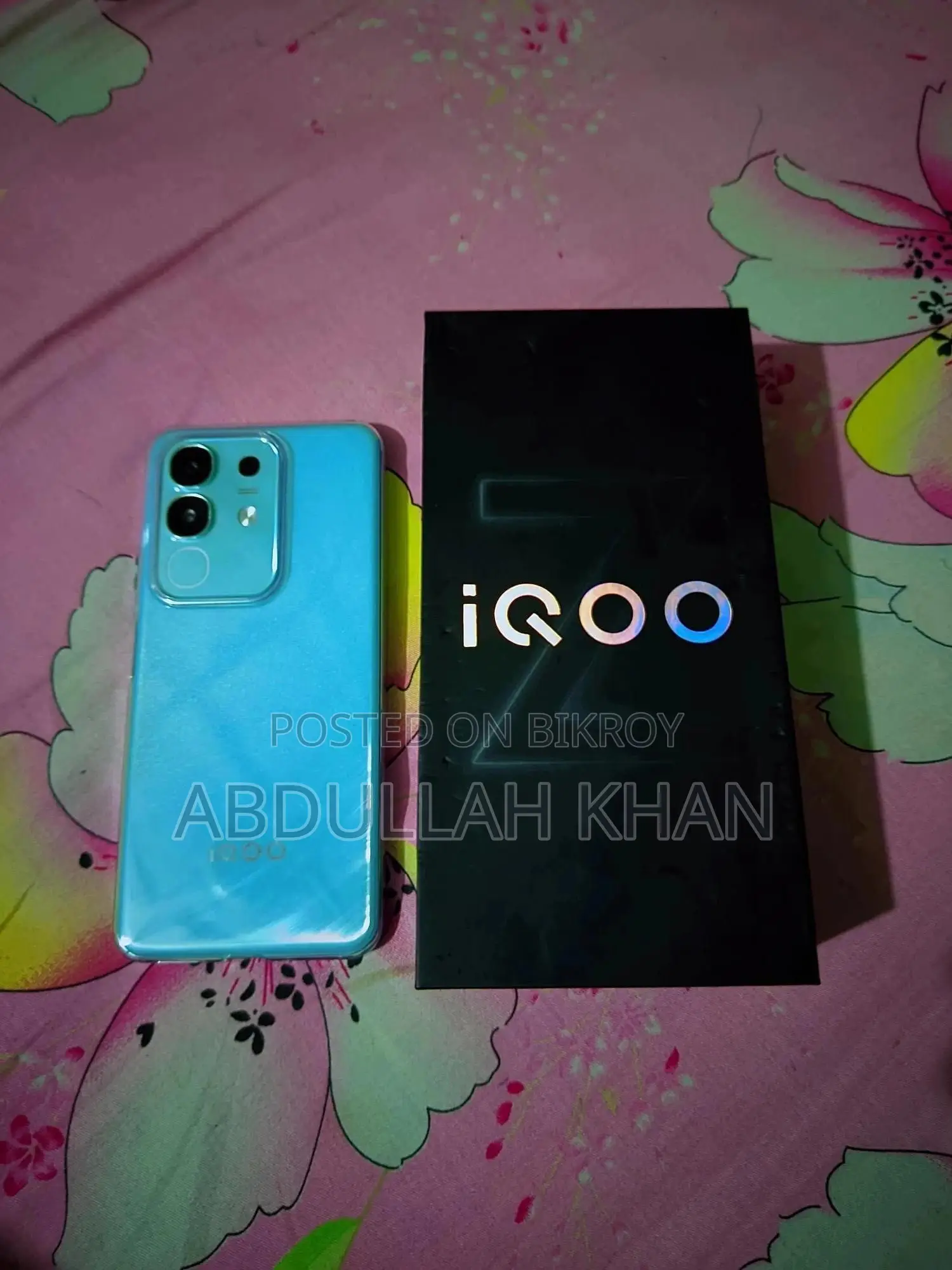iQOO 128 GB Blue