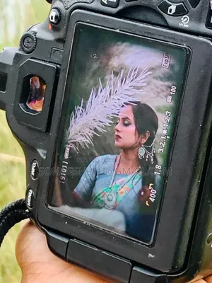 ক্যানোন ৭০০ ডি