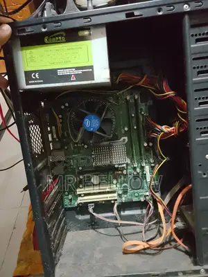 Desktop Computer 4GB Intel Pentium HDD 1T