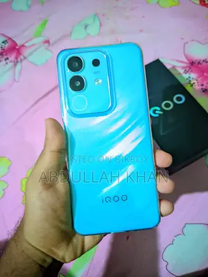 iQOO 128 GB Blue