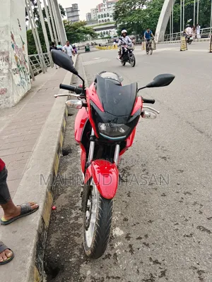TVS Apache RTR 160 2V 2015 Red