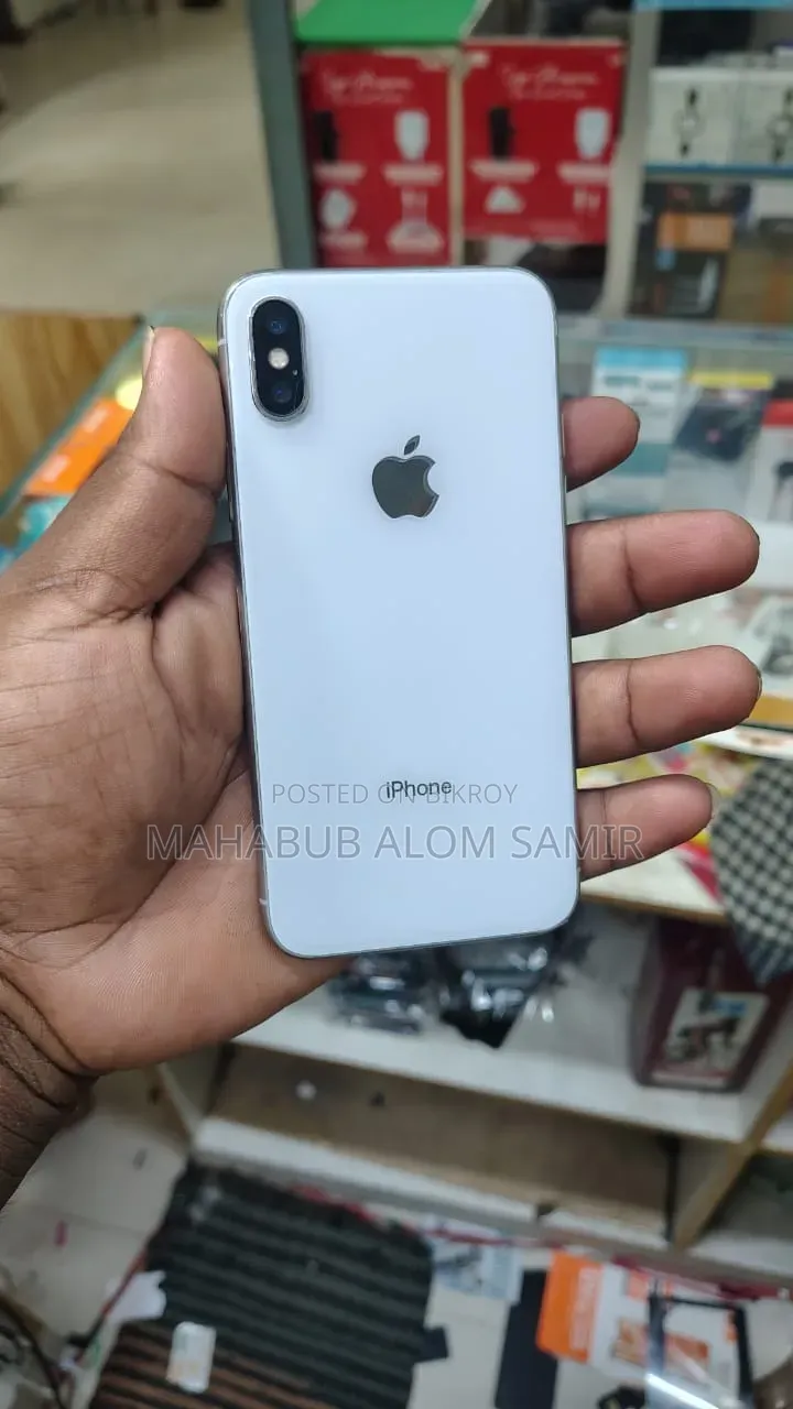 অ্যাপল আইফোন এক্স ২৫৬ জিবি সাদা