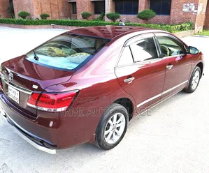 Toyota Premio 2016 Maroon