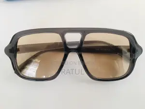 Stylish Men’s Sunglass