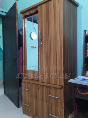 আলমারি বিক্রি