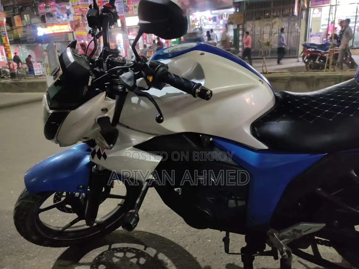 Suzuki Gixxer Monotone 2017 White