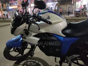 Suzuki Gixxer Monotone 2017 White