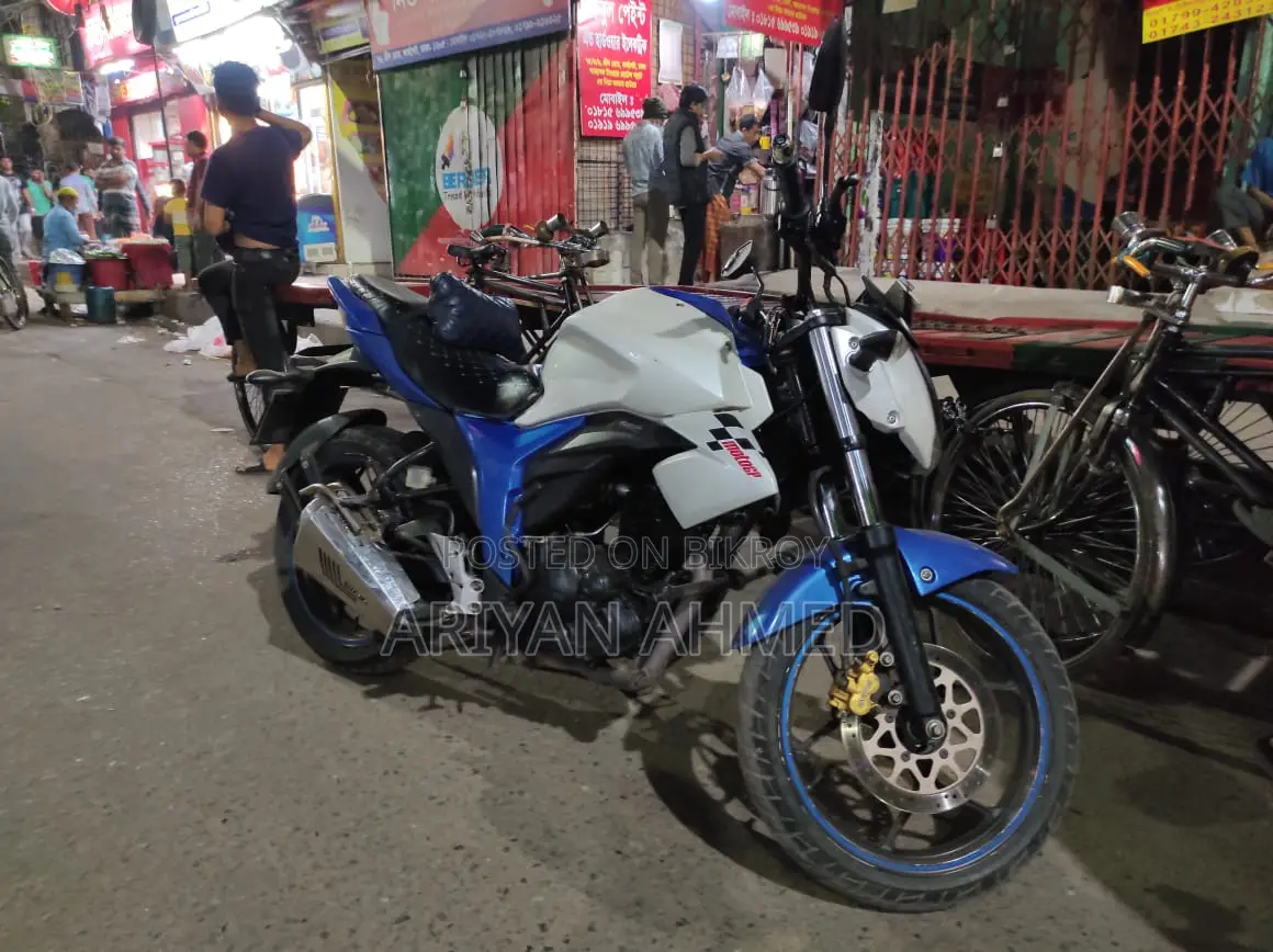 Suzuki Gixxer Monotone 2017 White