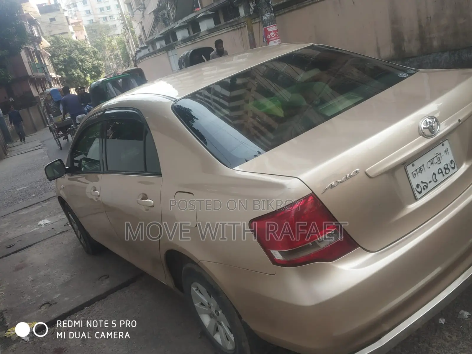 Toyota Axio 2009 Gold