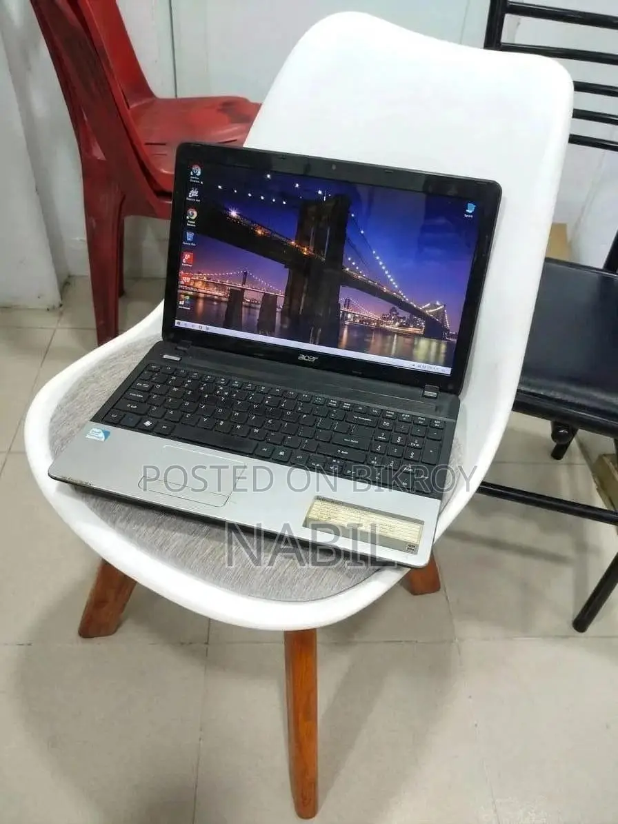 Laptop Acer Aspire E1-531 6GB Intel Pentium SSD 128GB