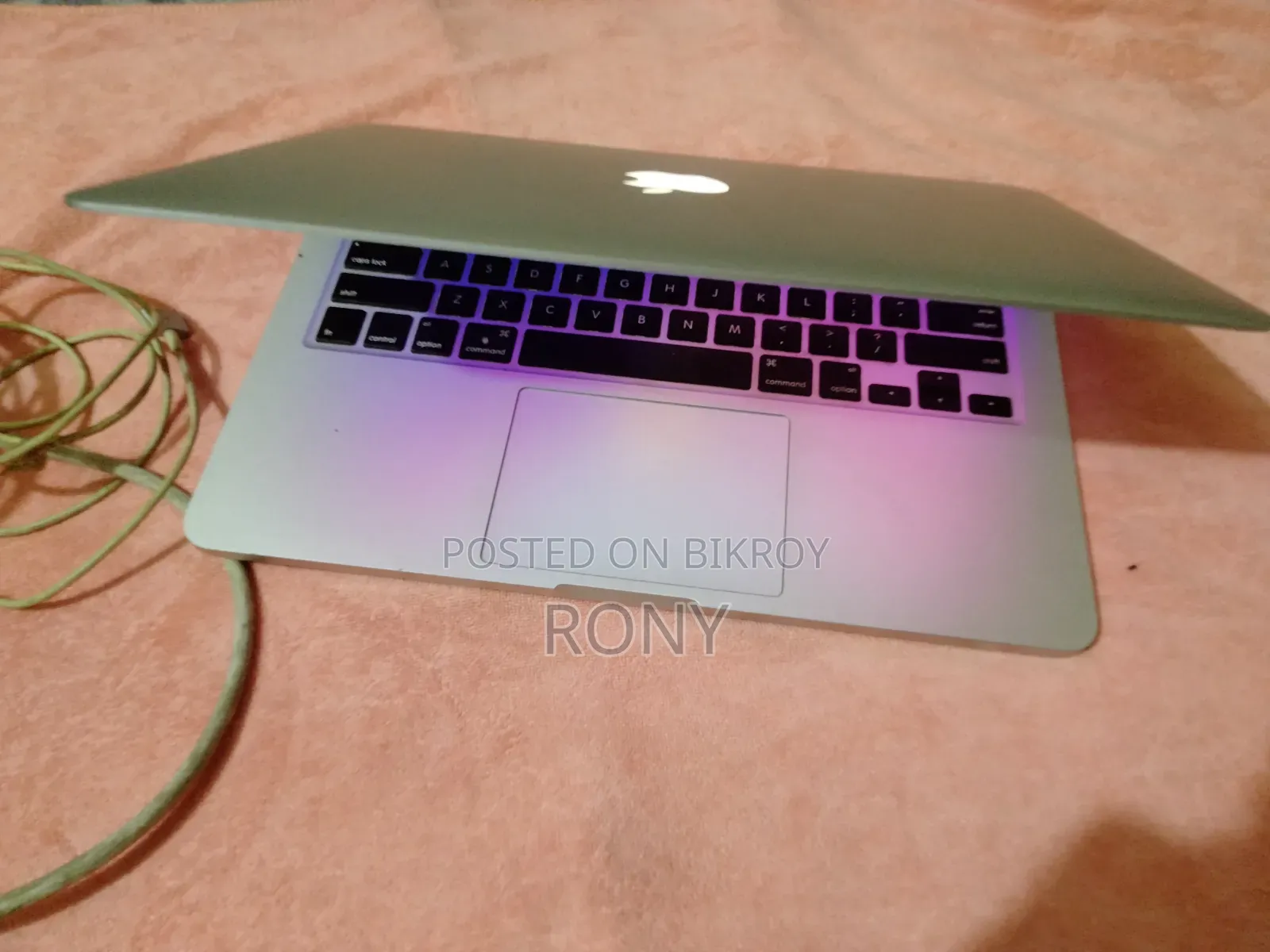 Laptop Apple MacBook Pro 2015 8GB Intel Core I5 SSD 500GB