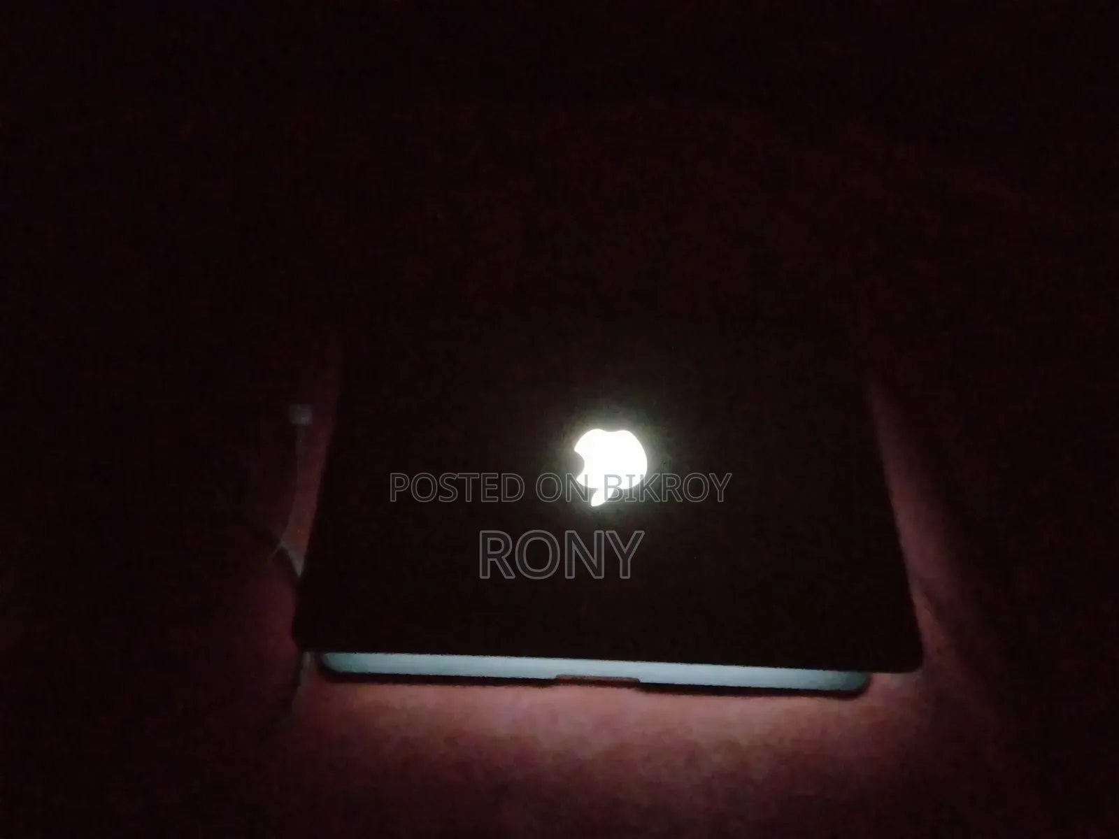 Laptop Apple MacBook Pro 2015 8GB Intel Core I5 SSD 500GB