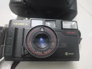 Vintage Yashca Camera